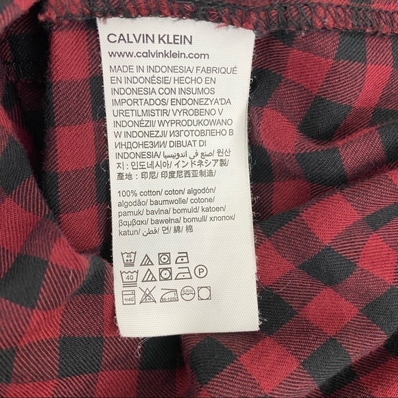 Calvin Klein Red and Black Plaid Cotton Button Shirt Size Medium - Picture 5 of 5